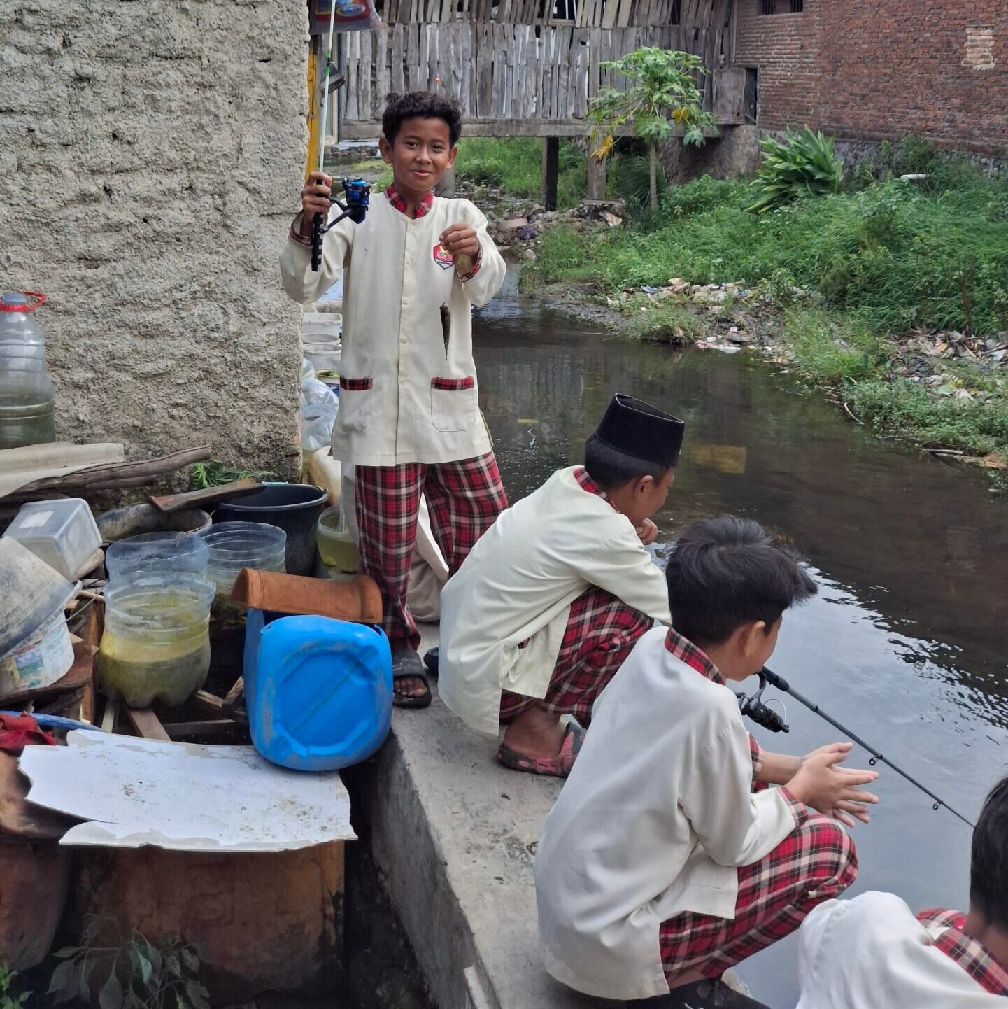 fishing training with 6A Grade SDIT Alief Mardhiyah