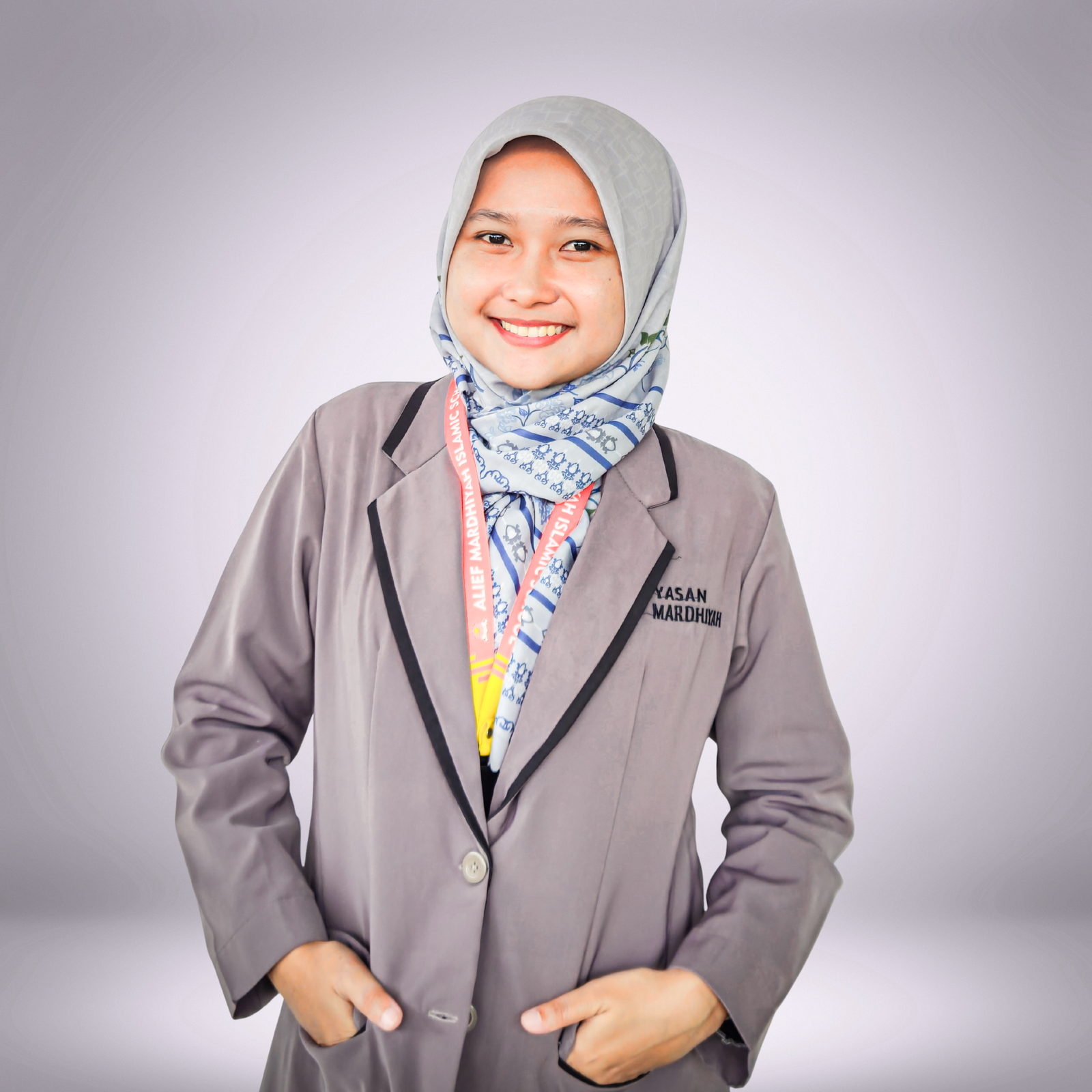 staf divisi sosial alief mardhiyah