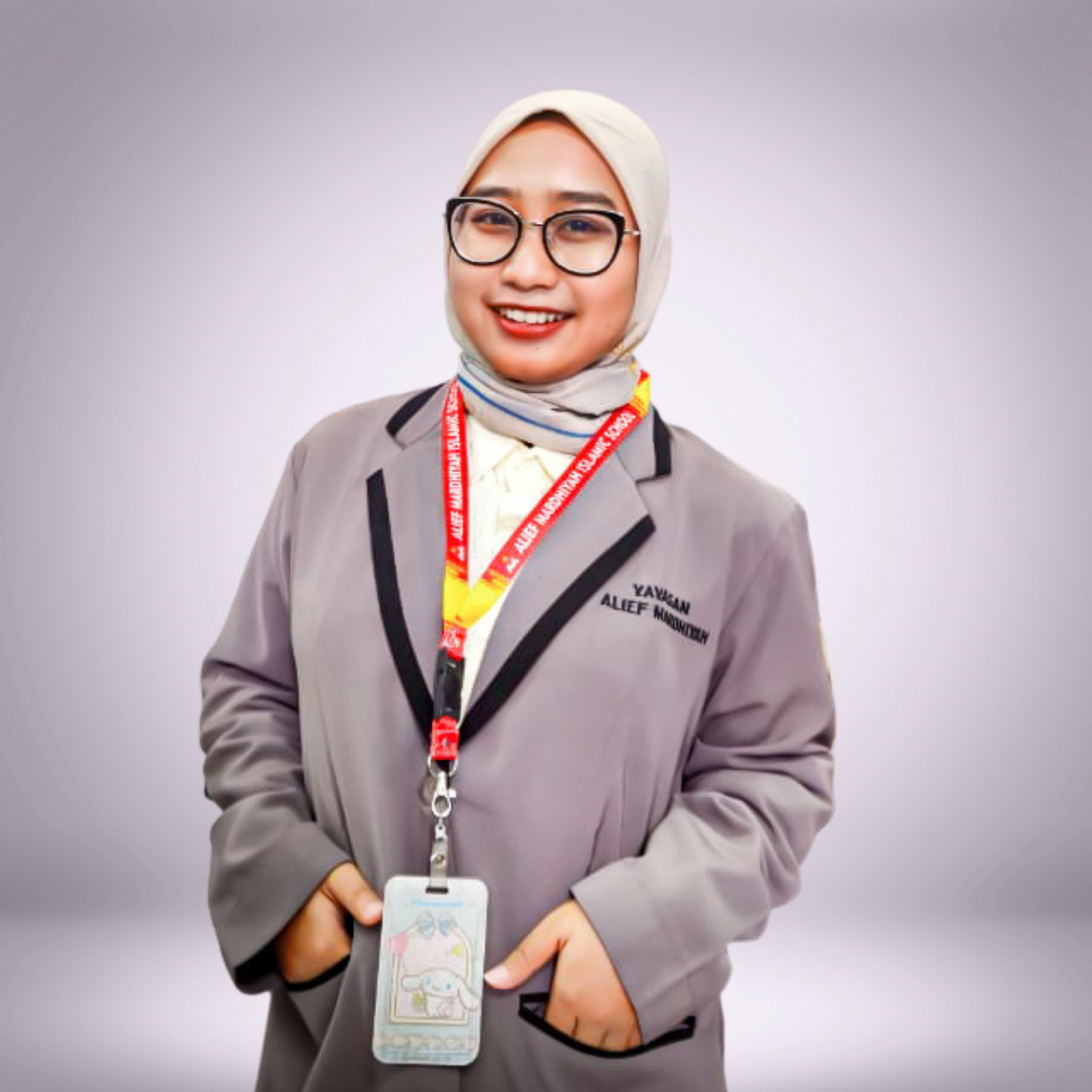 staf divisi ekonomi alief mardhiyah
