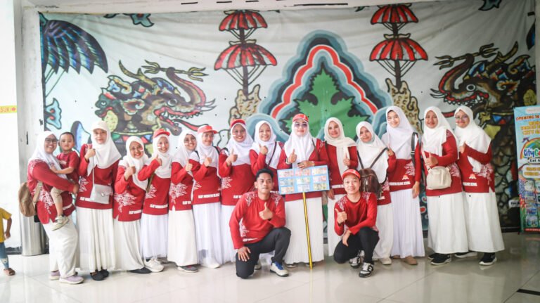 marching band TKIT Alief Mardhiyah